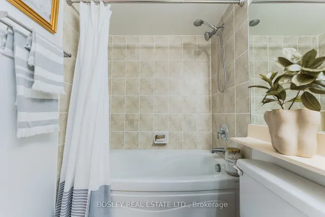 Additional property image - 10 Northtown Way Unit 402