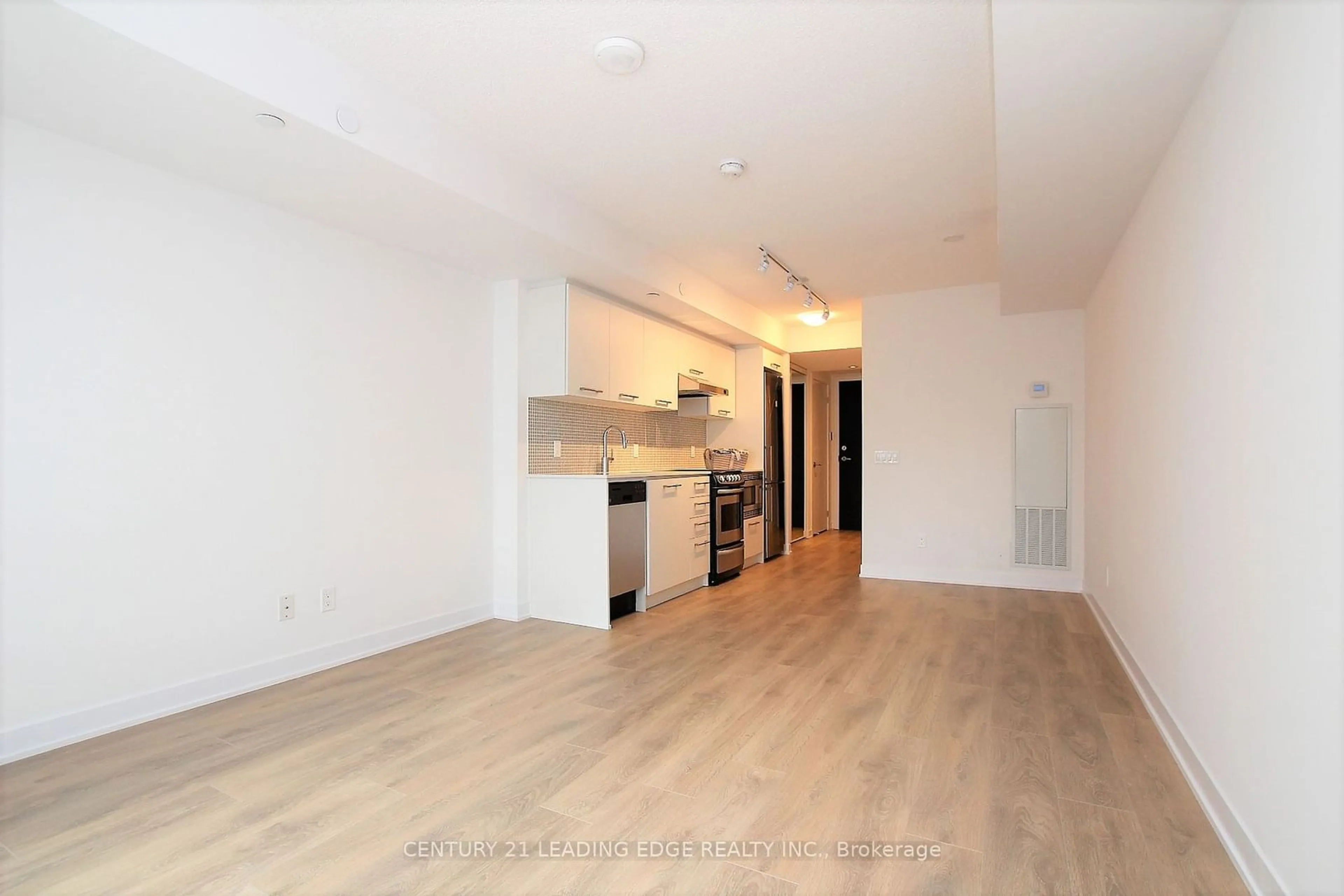 A pic of a room for 87 Peter St #1108, Toronto Ontario M5V 2G4