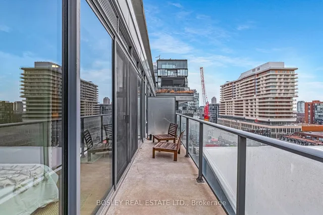 Additional property image - 650 King St Unit 903