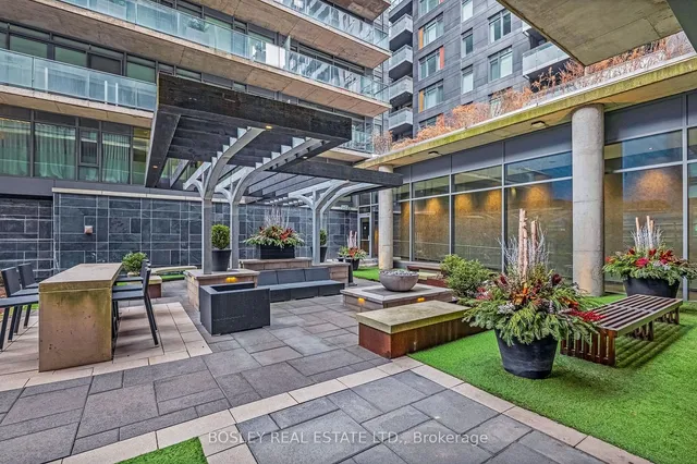 Additional property image - 650 King St Unit 903