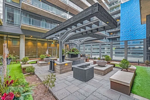 Additional property image - 650 King St Unit 903