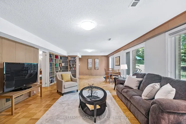 Additional property image - 30 Hi Mount Dr