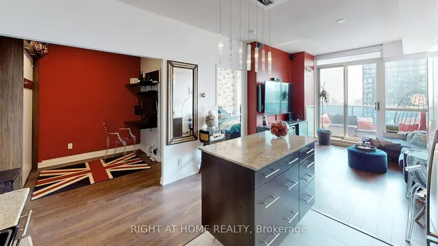 Additional image 16 of 500 Sherbourne St Unit 2604