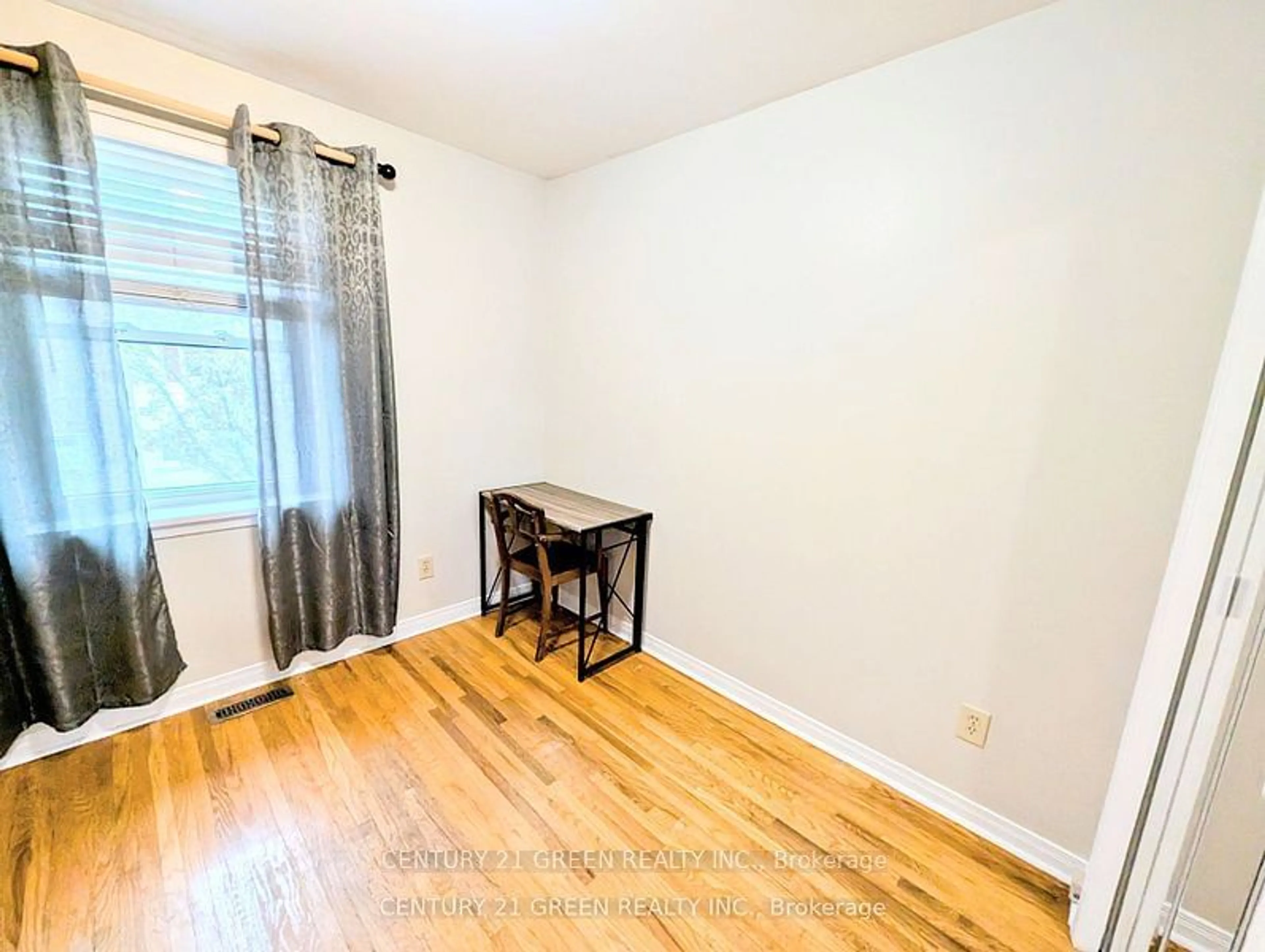 A pic of a room for 751 Steeles Ave #58, Toronto Ontario M2R 2S5