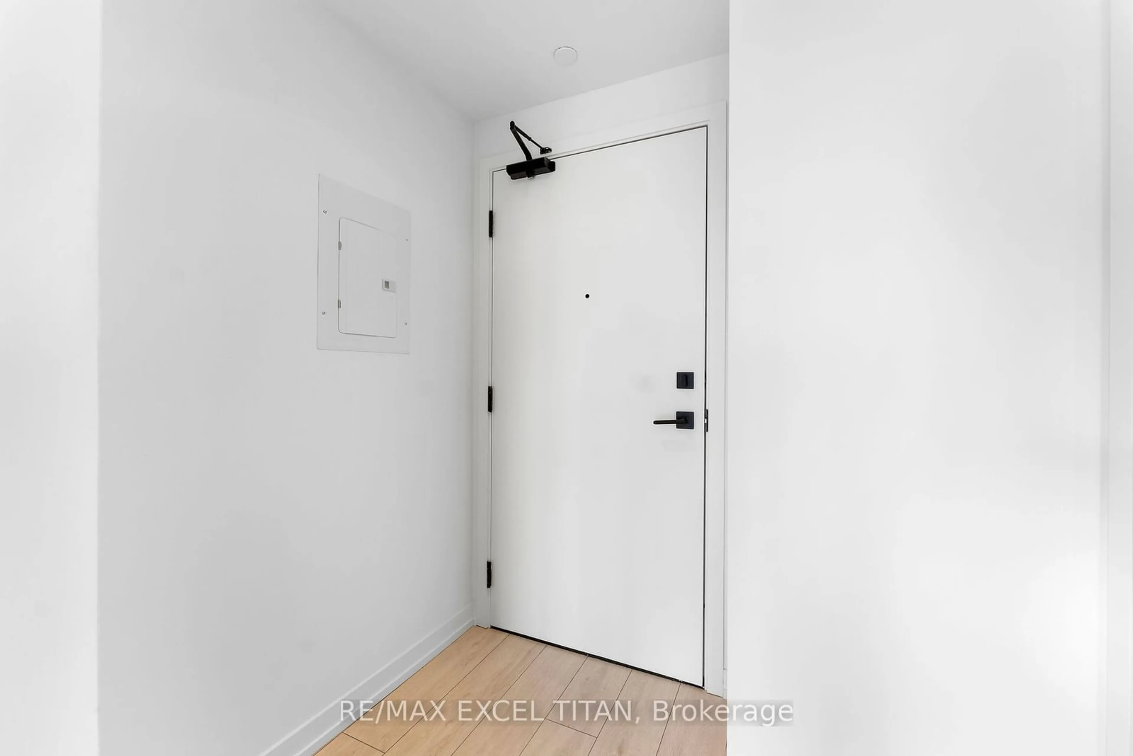 Indoor entryway for 55 Mercer St #4803, Toronto Ontario M5V 0W4