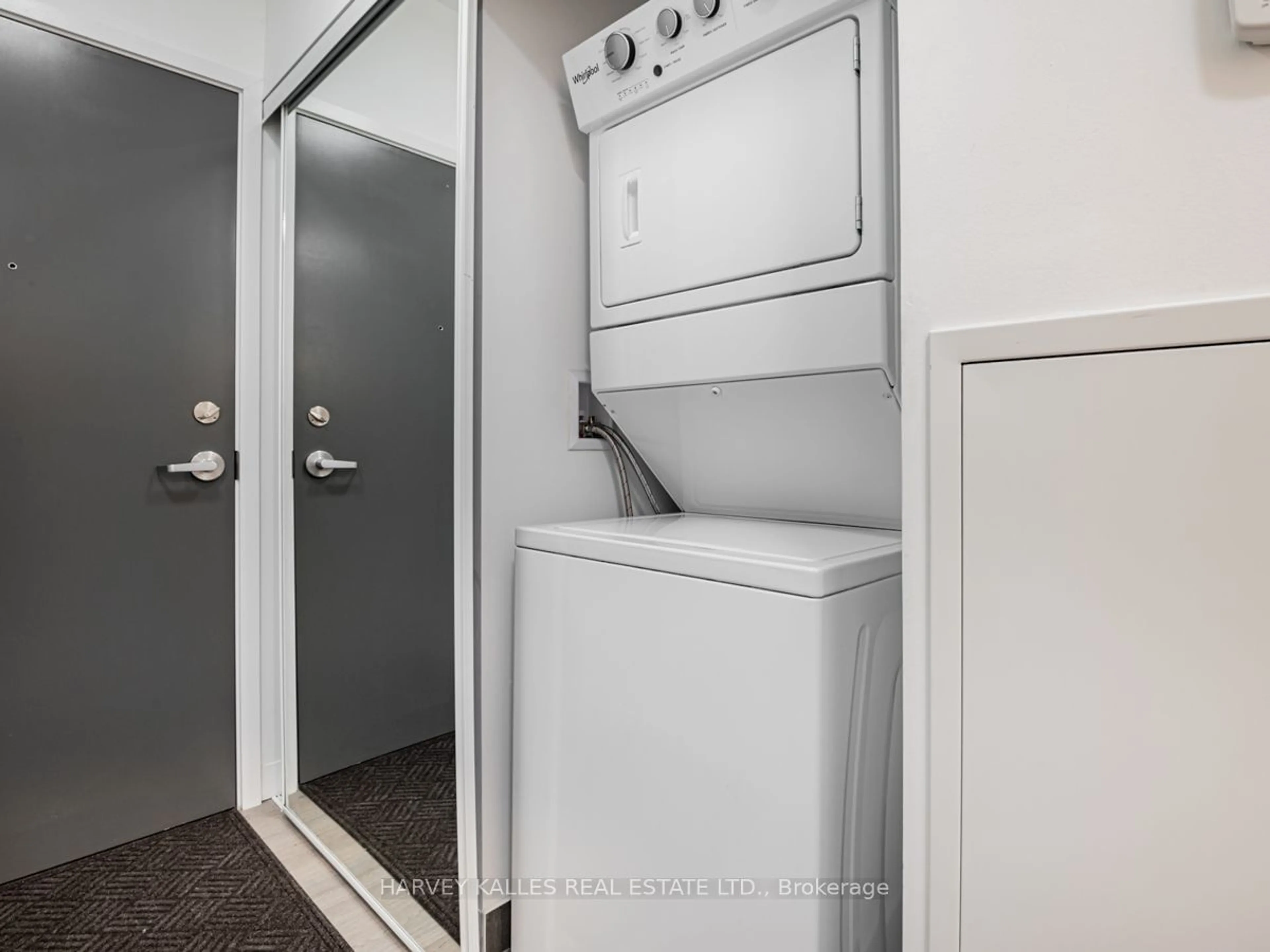 Laundry room for 5180 Yonge St #1107, Toronto Ontario M2N 0K5