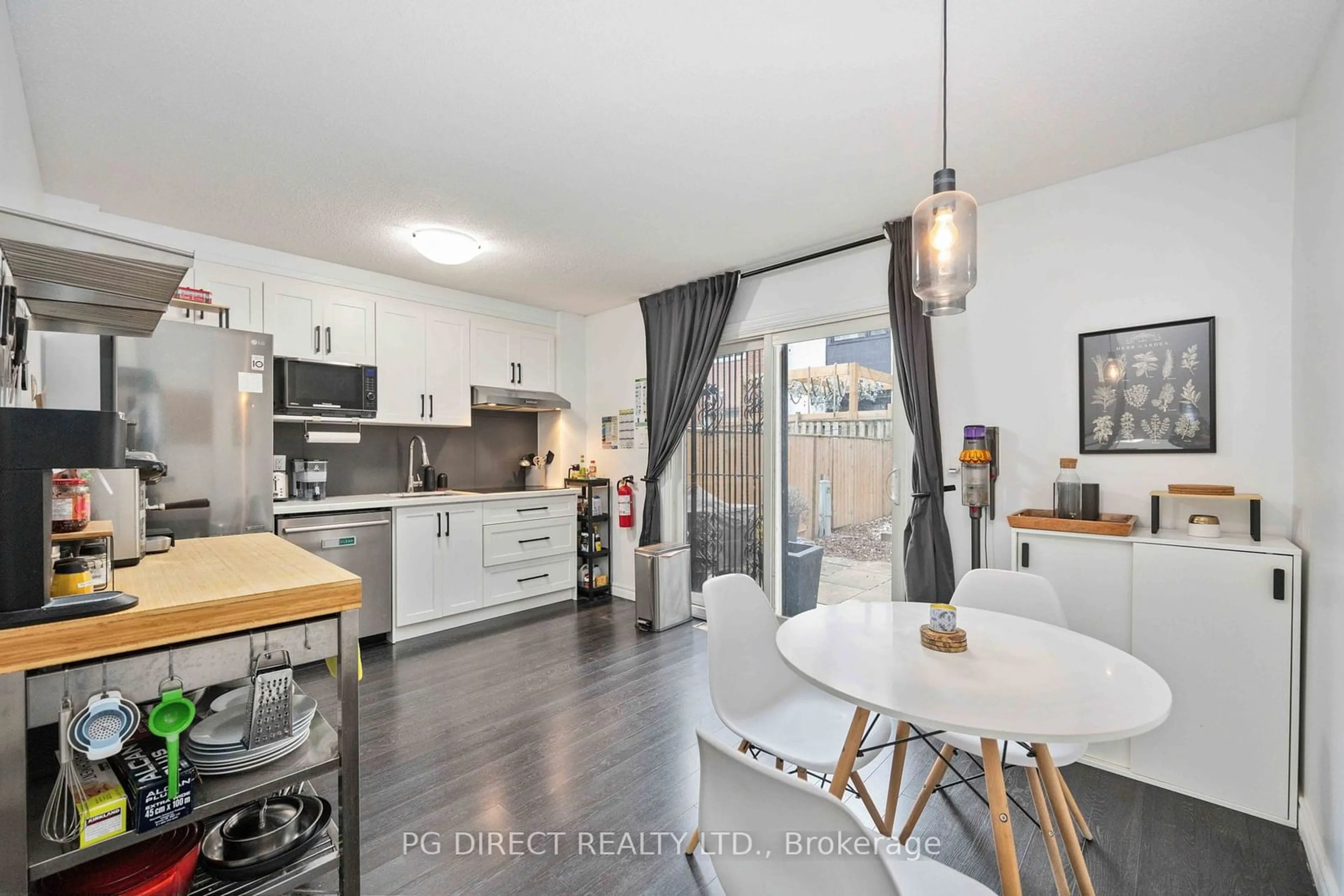 Open concept kitchen, unknown for 88 Stanley Terr, Toronto Ontario M6J 3P9