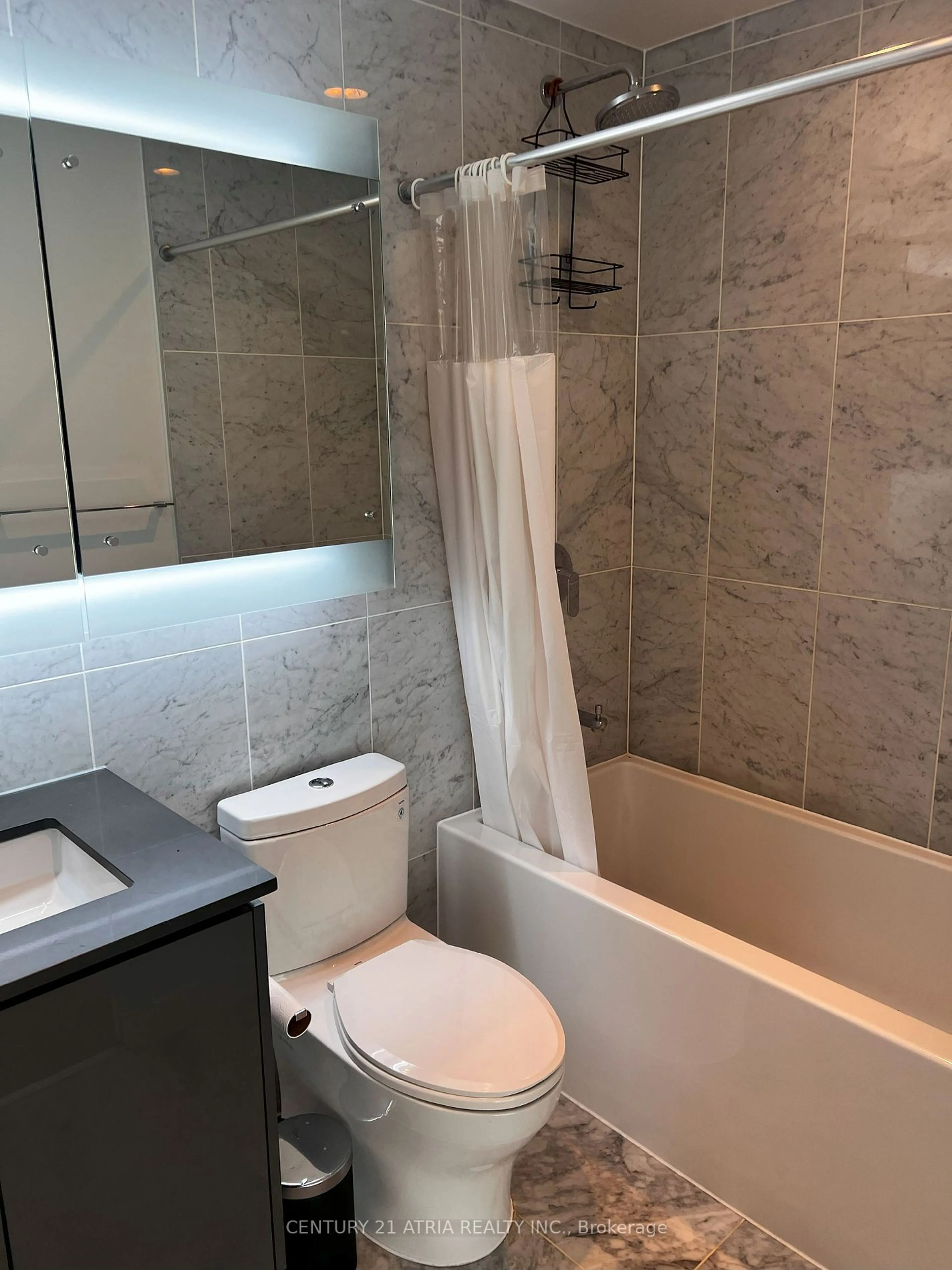 Standard bathroom, ceramic/tile floor for 115 McMahon Dr #3505, Toronto Ontario M2K 0E3