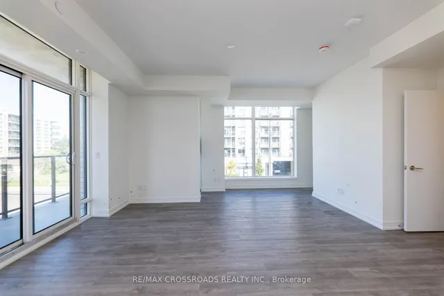 Additional property image - 871 Sheppard Ave Unit TH11