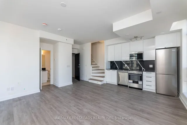 Additional property image - 871 Sheppard Ave Unit TH11