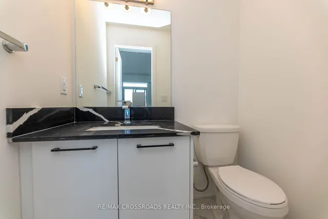 Additional property image - 871 Sheppard Ave Unit TH11