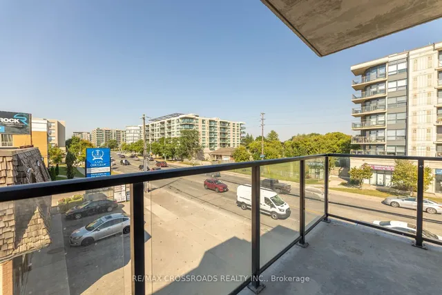 Additional property image - 871 Sheppard Ave Unit TH11