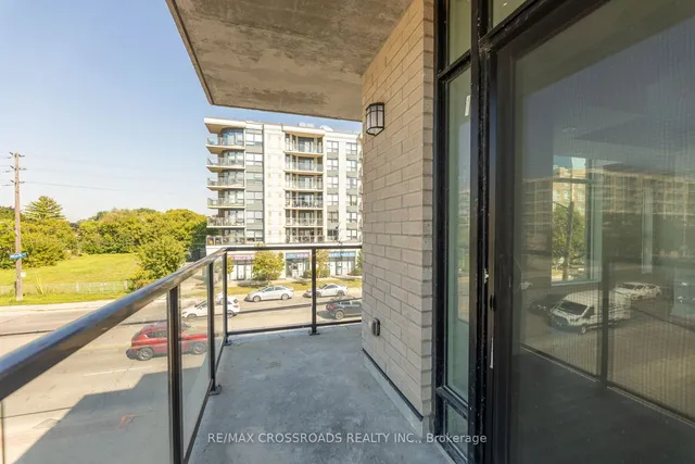 Additional property image - 871 Sheppard Ave Unit TH11