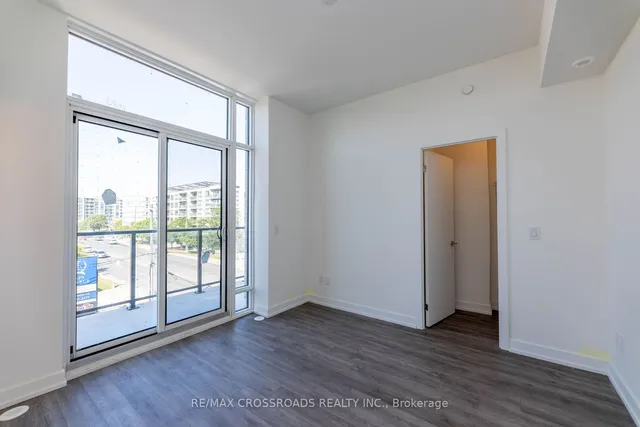Additional property image - 871 Sheppard Ave Unit TH11