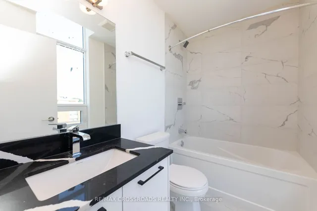 Additional property image - 871 Sheppard Ave Unit TH11