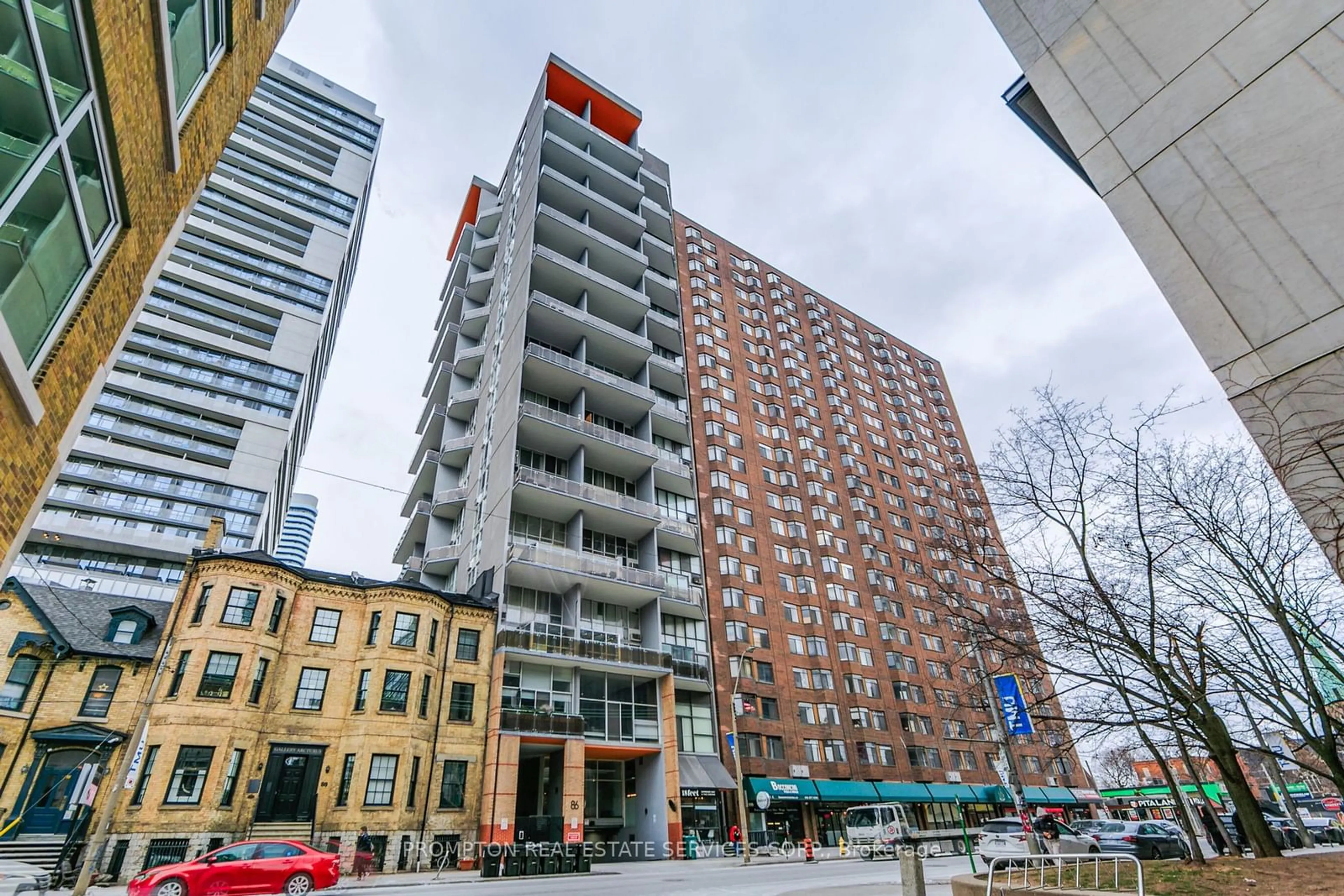 Patio, city buildings view from balcony for 86 Gerrard St #1B, Toronto Ontario M5B 2J1