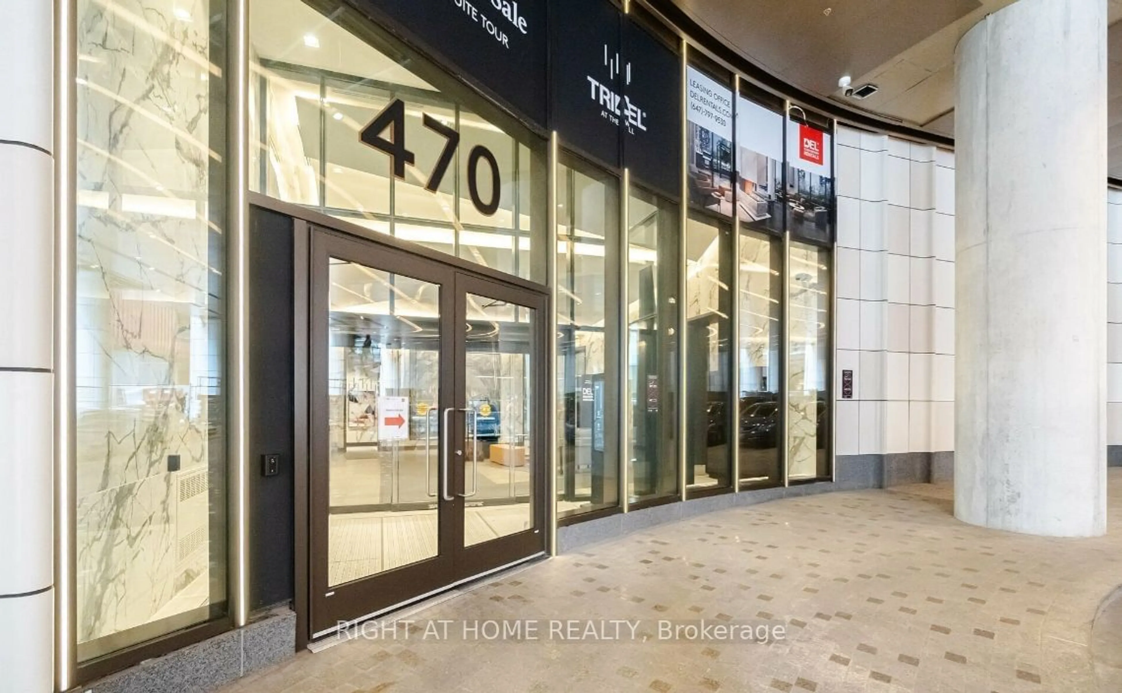 Indoor foyer for 470 Front St #1015, Toronto Ontario M9C 0A9