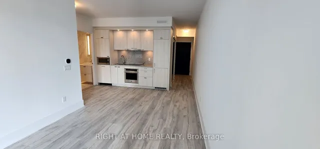 Additional image 9 of 470 Front St Unit 1015