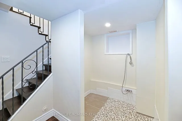 Additional property image - 21 King High Ave