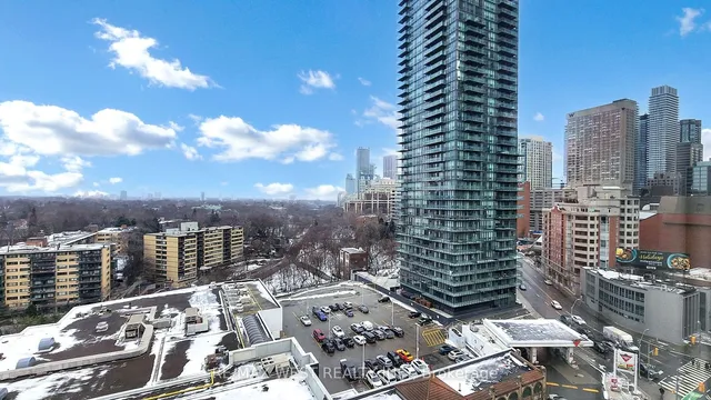 Additional property image - 900 Yonge St Unit 1403