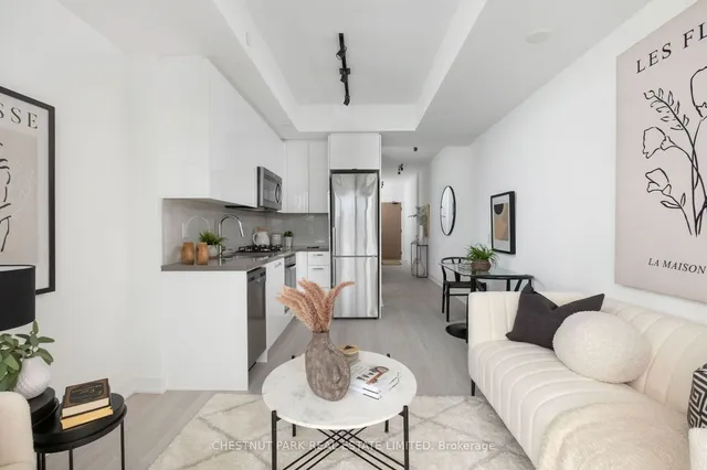 Additional property image - 195 McCaul St Unit 404