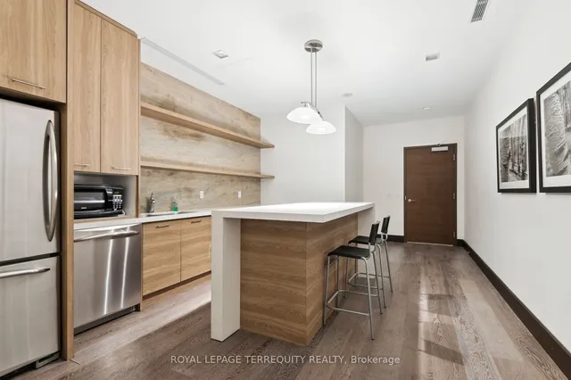Additional property image - 35 Brian Peck Cres Unit 321