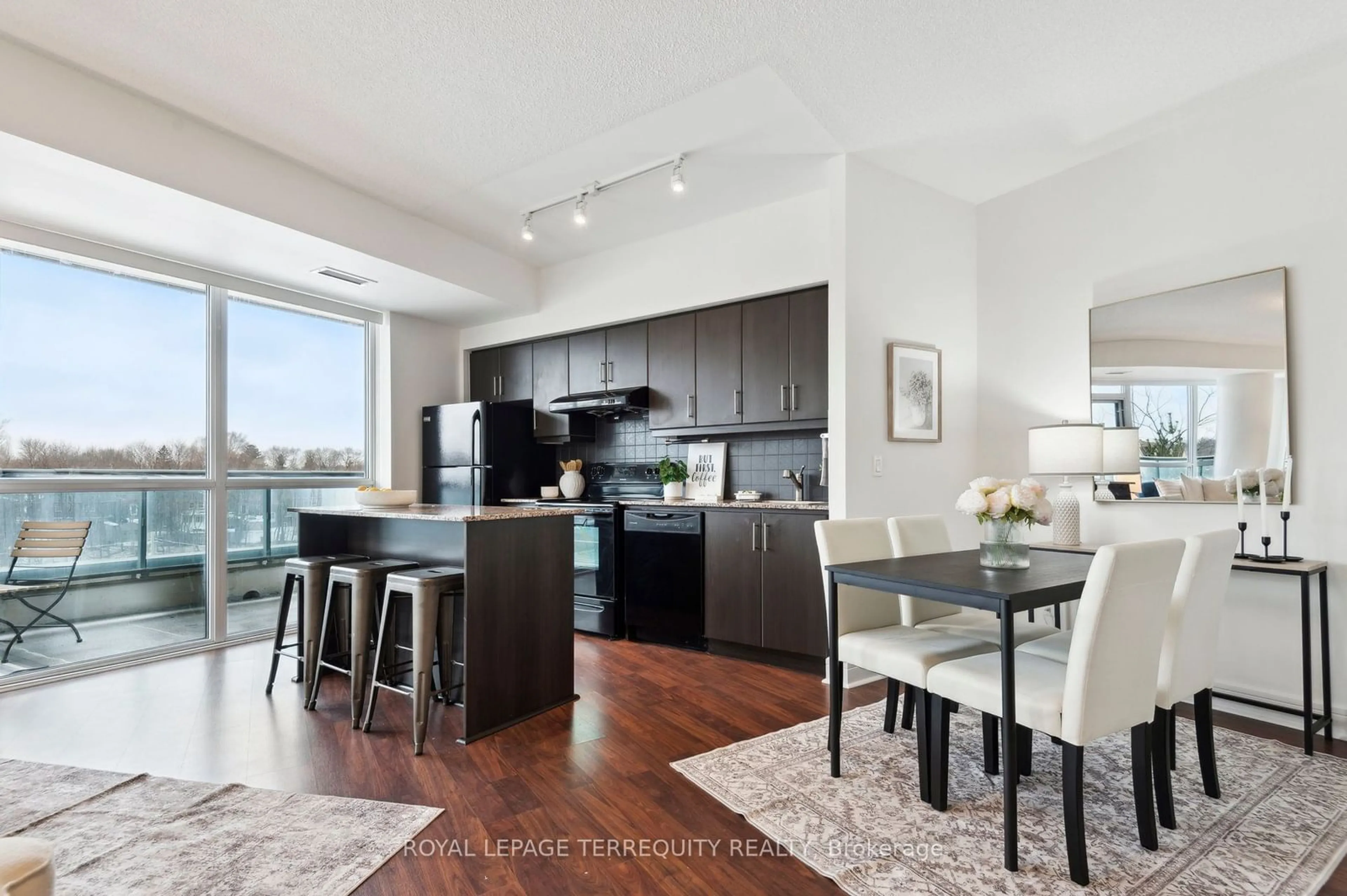 Open concept kitchen, unknown for 35 Brian Peck Cres #321, Toronto Ontario M4G 0A5