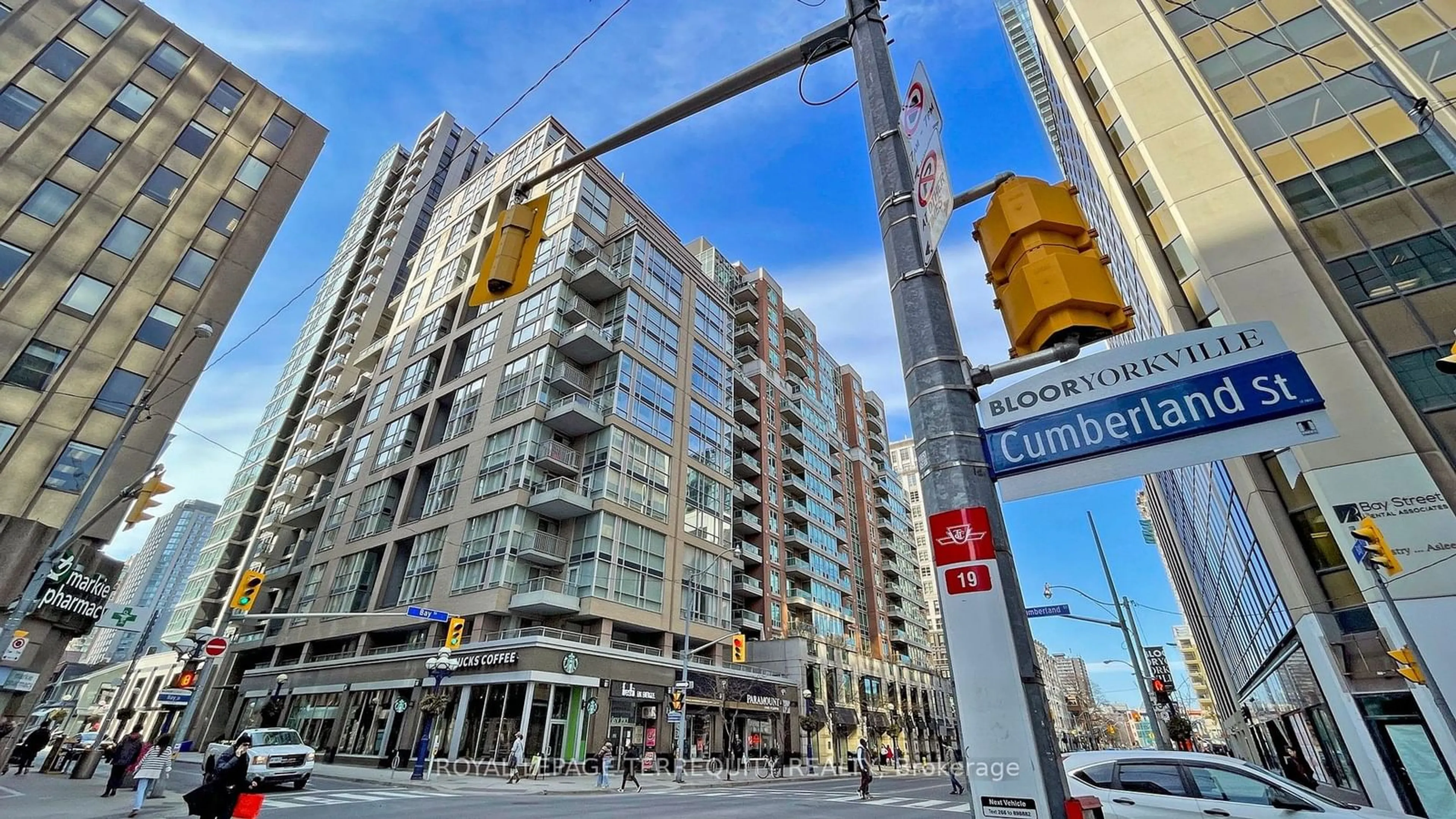 Unknown for 80 Cumberland St #909, Toronto Ontario M5R 3V1