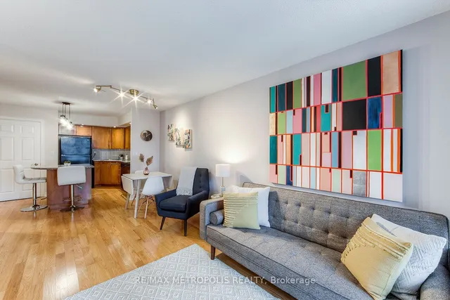 Additional property image - 270 Wellington St Unit 1002