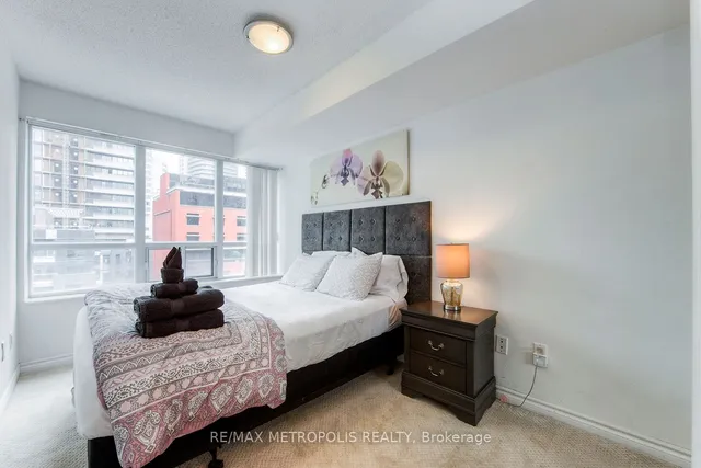 Additional property image - 270 Wellington St Unit 1002