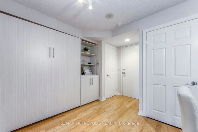 Additional property image - 270 Wellington St Unit 1002
