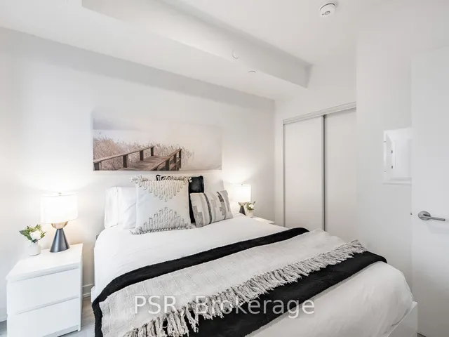 Additional property image - 9 Tecumseth St Unit 813