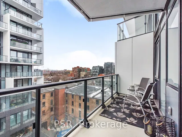 Additional property image - 9 Tecumseth St Unit 813