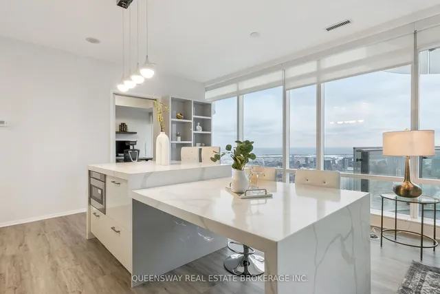 Additional property image - 1 Bloor St Unit 6706