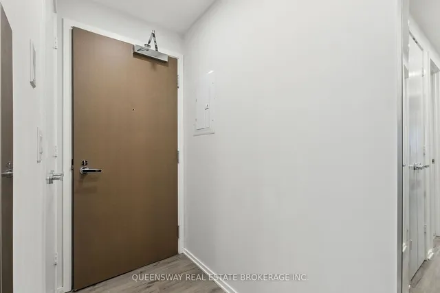 Additional property image - 1 Bloor St Unit 6706
