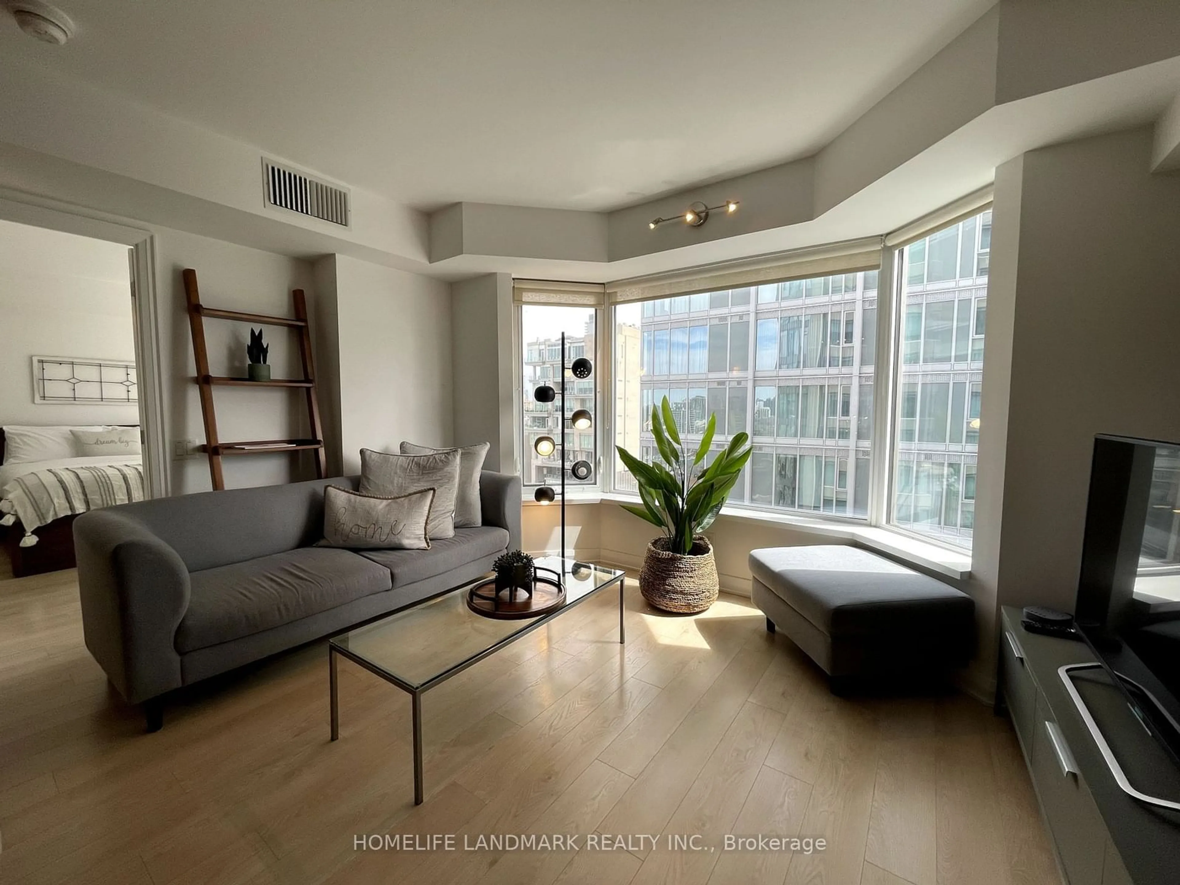 Living room with furniture, unknown for 155 Yorkville Ave #2608, Toronto Ontario M5R 1C4