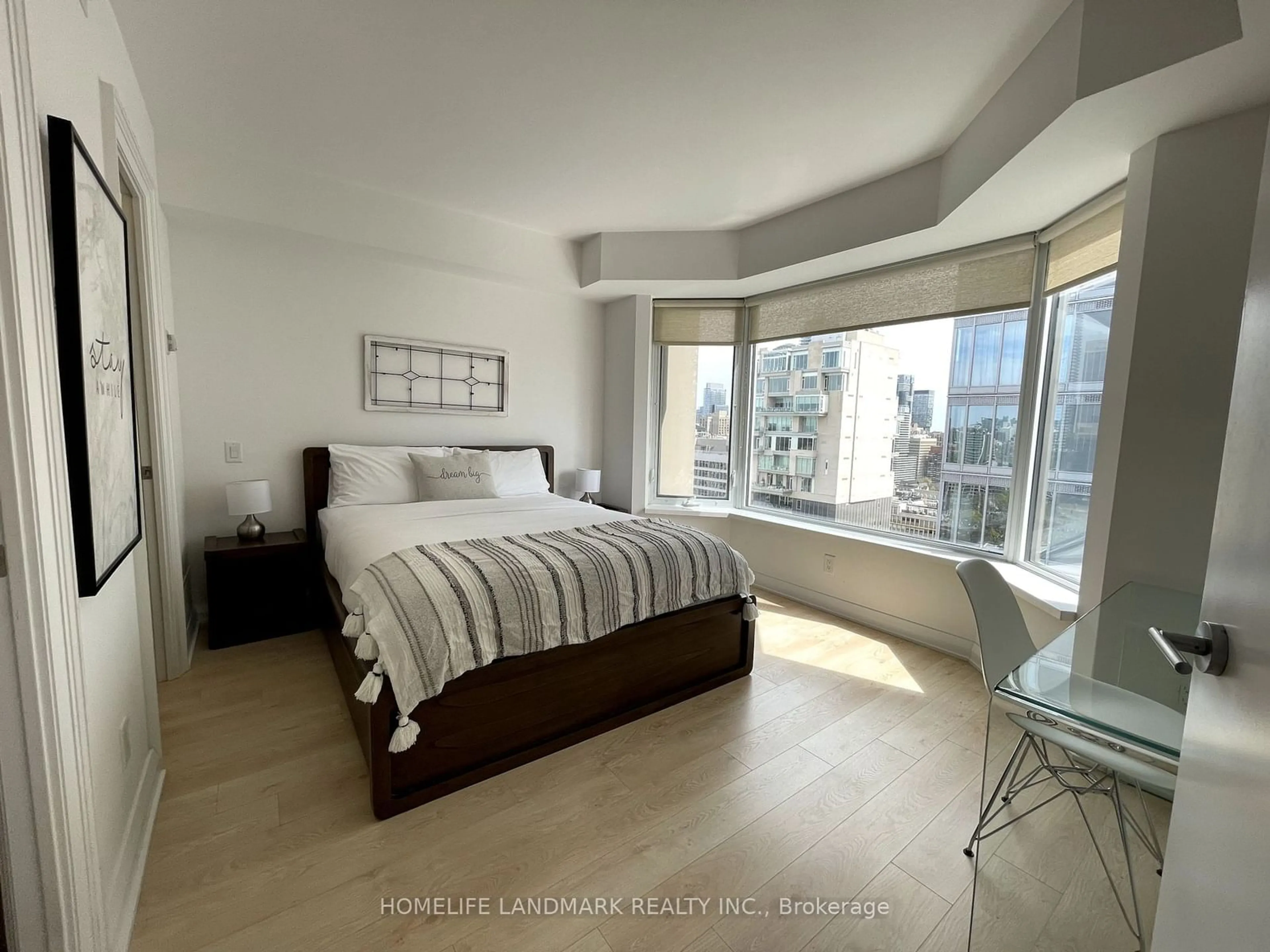 Bedroom with bed, unknown for 155 Yorkville Ave #2608, Toronto Ontario M5R 1C4