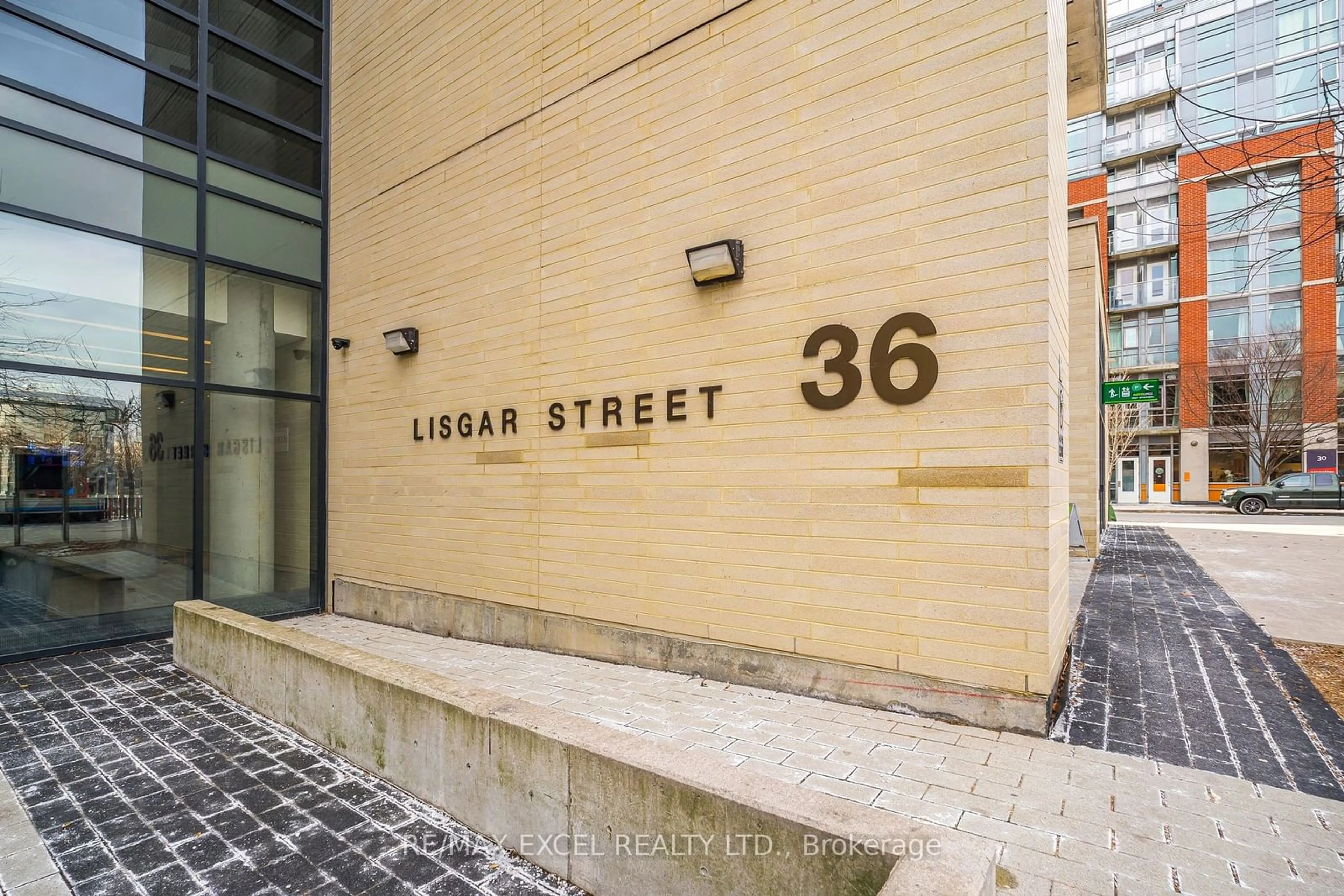 Lobby for 36 Lisgar St ##821W, Toronto Ontario M6J 0C7