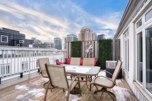 Additional property image - 12 Sudbury St Unit 2018