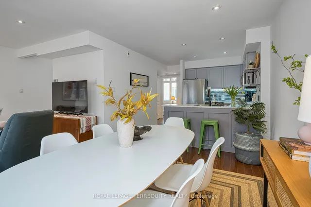Additional property image - 12 Sudbury St Unit 2018