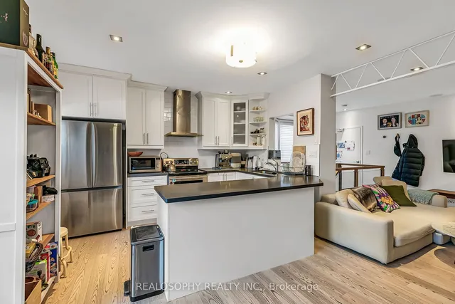 Additional property image - 626 Huron St