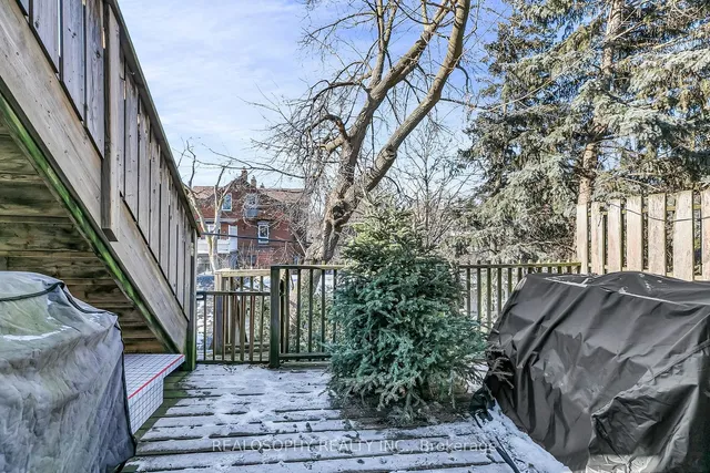 Additional property image - 626 Huron St