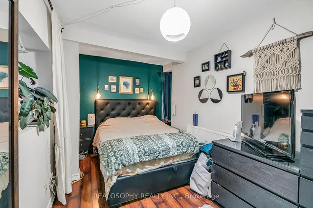 Additional property image - 626 Huron St