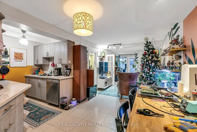 Additional property image - 626 Huron St