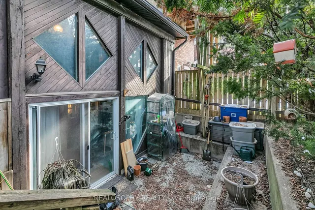 Additional property image - 626 Huron St