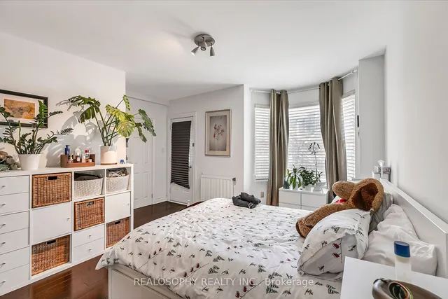 Additional property image - 626 Huron St