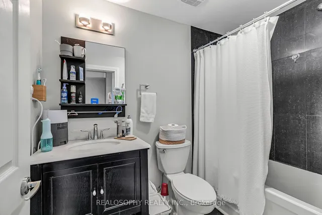 Additional property image - 626 Huron St