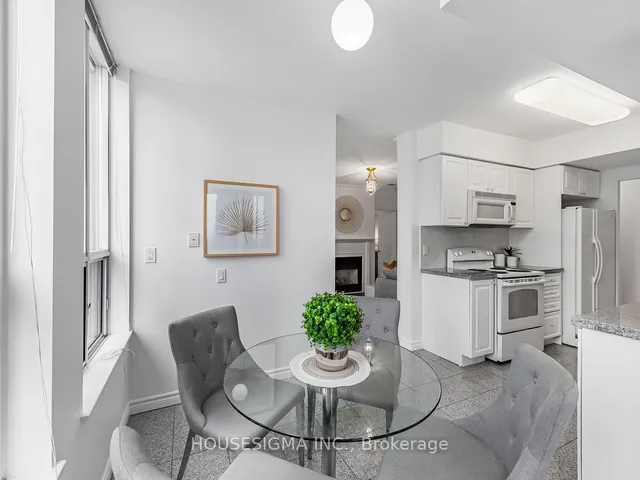 Additional property image - 388 Bloor St Unit 2001