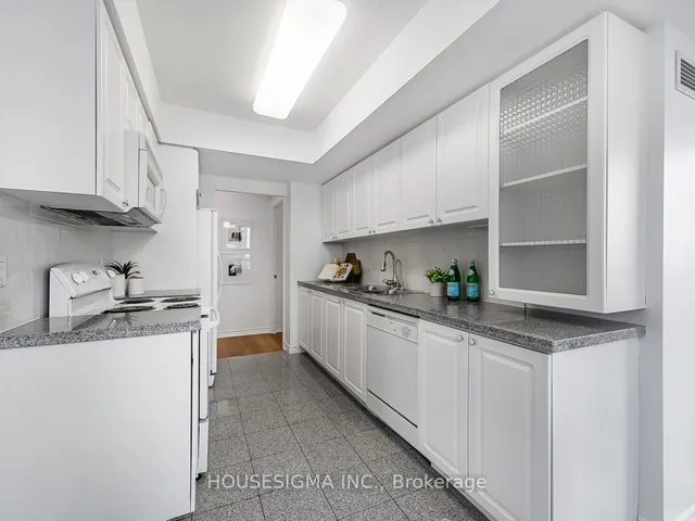 Additional property image - 388 Bloor St Unit 2001
