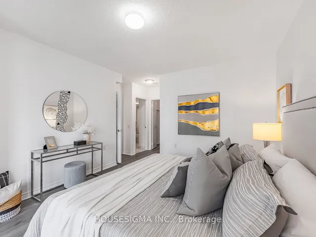 Additional property image - 388 Bloor St Unit 2001